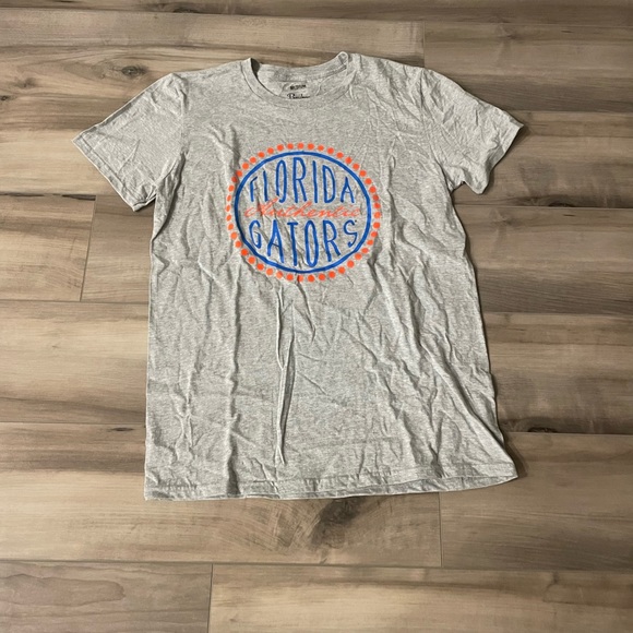 Pressbox Tops - University of Florida gators womens t shirt size small and medium pressbox